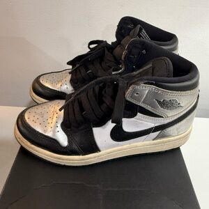 Nike Kids Shoes Black and Silver